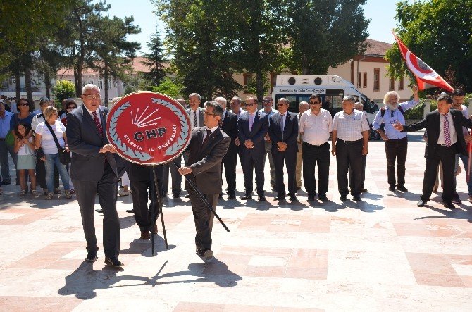 Chp’li Karaahmet’ten Parti İl Ve Merkez İlçe Başkanlarına Eleştiri