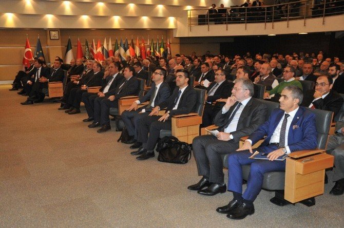 Gümrük Camiası İstanbul’da Düzenlenen Panelde Bir Araya Geldi