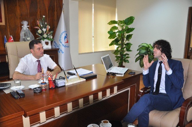 Dünya Paten Federasyonu Başkanı Pour Adana’da