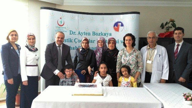 Dünya Spastik Çocuklar Günü Türkiye’nin Tek Spastik Çocuk Hastanesinde Kutlandı