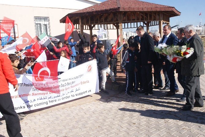 Dünya Tekvando Federasyonu, Konteyner Kentine Malzeme Dağıttı