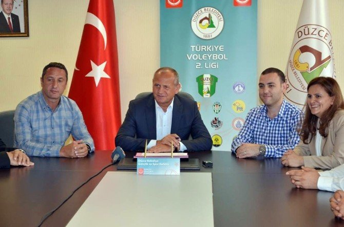 Düzce Belediyespor Voleybol Takımı Hazır