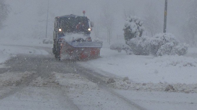 Düzce Beyaz Gelinliğini Giydi