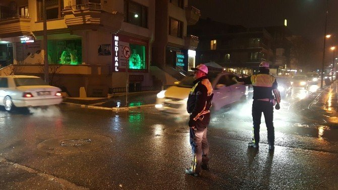 Düzce’de Bir Cadde Daha Tek Yön Oldu