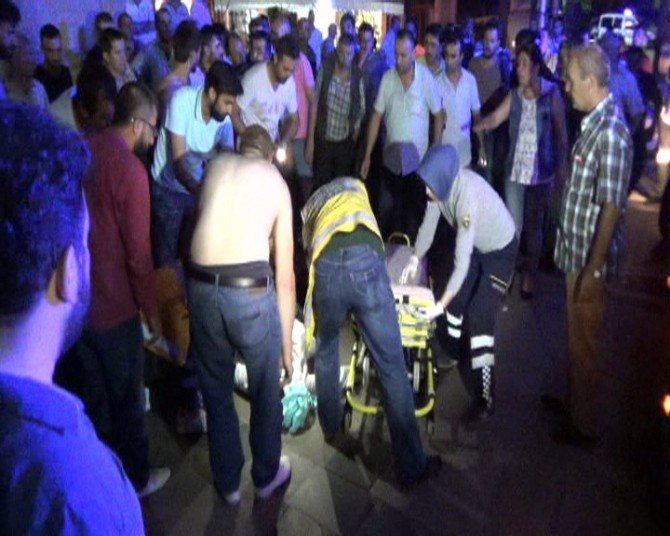 Cadde Ortasında Silahlı Kavga: 1 Yaralı