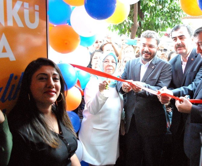 Aydın Efeler’de Ak Parti Seçim Bürosu Açıldı