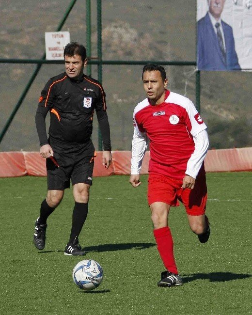 Efsaneler Metin Oktay Turnuvası’nda Buluştu