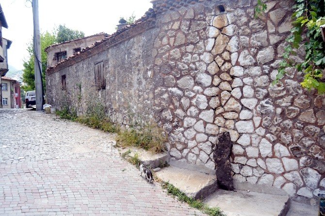 Tarihi Hamam 400 Yıldır Hala Ayakta