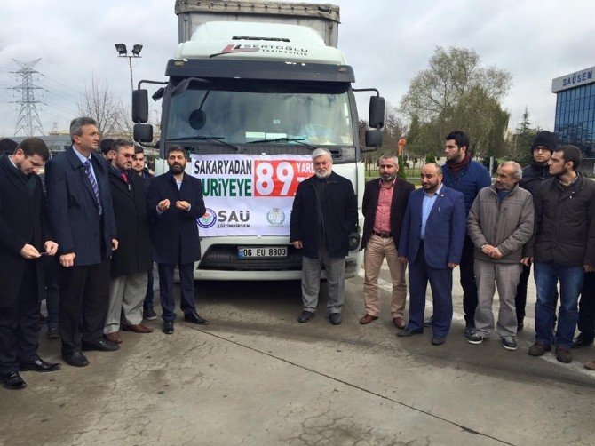 Sakarya’dan Suriye’ye 89. Tırı Eğitim-bir-sen Şubesi Gönderdi
