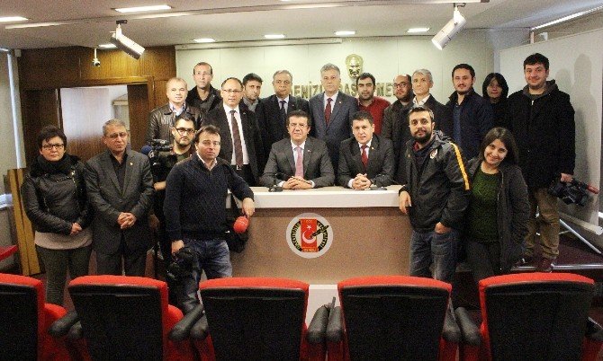 Ekonomi Eski Bakanı Nihat Zeybekci: "Herkes, Cumhurbaşkanı Dendiğinde Haddini Bilecek"