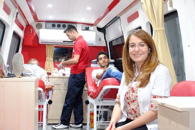 Sıcaklar, Kan Bağışlarını Da Etkiledi