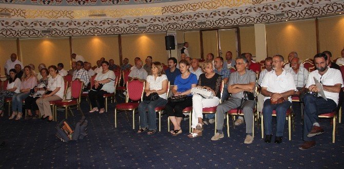 Elazığ’da Chp’li Vekiller, Bazı Stk’larla Bir Araya Geldi