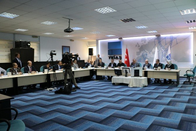 Enerji Ve Tabi Kaynaklar Bakanlığı Teyakkuzda