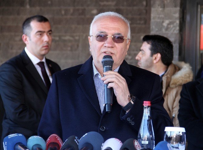 Ekonomi Bakanı Mustafa Elitaş: