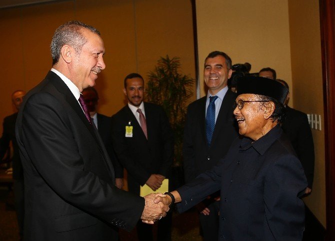 Erdoğan, Endonezya 3. Cumhurbaşkanı Habibie’yi Kabul Etti