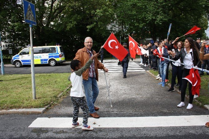 Somalili Küçük Tayyip’ten Pkk Protestosu