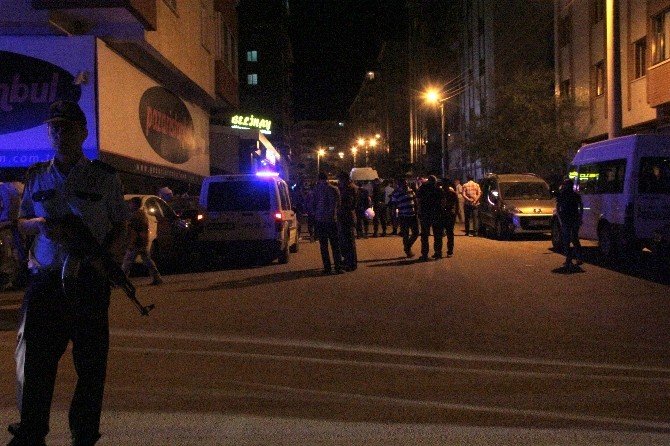 Erzurum’da Düğünde Çıkan Kavgada 150 Kişi Birbirine Girdi