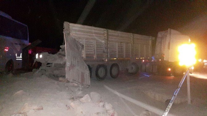 Erzurum’da Otobüs Kazası: 3 Ölü, 20’ye Yakın Yaralı