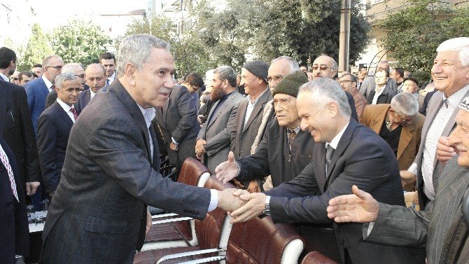 Eski Başbakan Yardımcısı Bülent Arınç, Manisa’nın Salihli İlçesinde Yatılı Kur’an Kursu Ve Cami Açılışına Katıldı