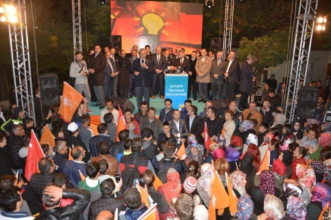 Arınç’ın Mitinginde Bomba Ve Elektrik Kesintisi Paniği Yaşandı