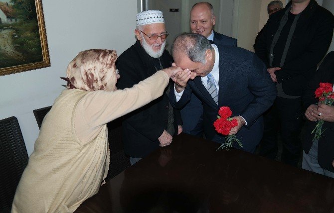 Ala’dan Huzurevi Sakinlerine Moral Ziyareti