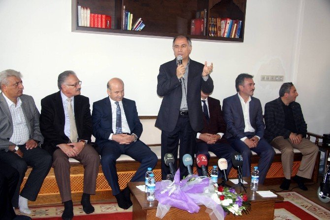 Efkan Ala: "Kıbrıs Bize Mahkum"