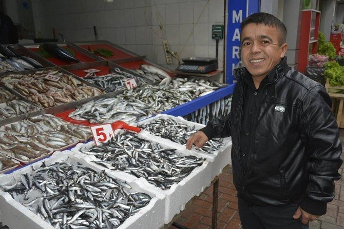Mutlu: "Şimdiki Gençler Halter Sporuna İlgi Göstermiyor"