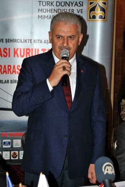 Binali Yıldırım’a Tarihi Demir İpek Yolu Ödülü