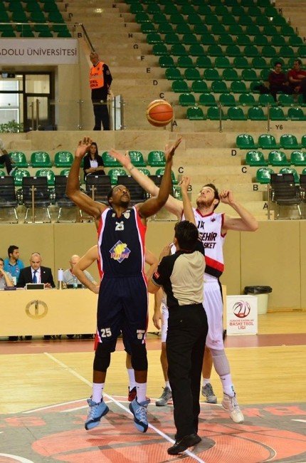 Eskişehir Basket Adana’da Galibiyet Peşinde