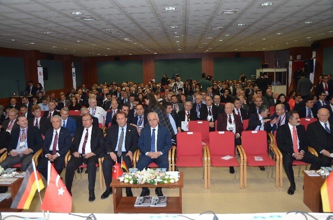 "Eskişehir’de Geleceğin Sektörleri; Havacılık Ve Raylı Sistemlerde Türkiye Almanya İşbirliği" Sempozyumu