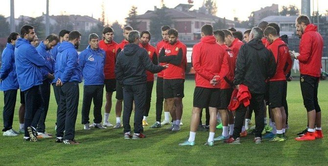 Eskişehirspor, Osmanlıspor Maçına Kilitlendi