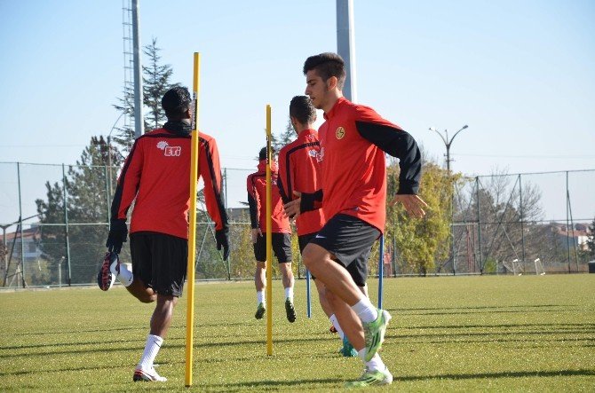 Samet Aybaba: "Torku Konyaspor Karşısında Puan Ya Da Puanlar Almak İstiyoruz"