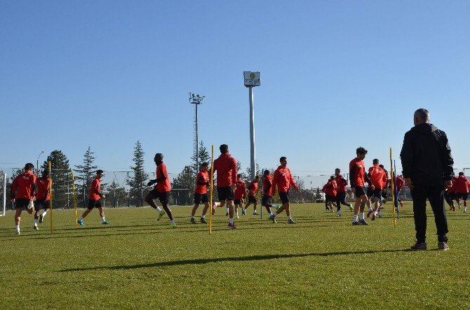Samet Aybaba: "Torku Konyaspor Karşısında Puan Ya Da Puanlar Almak İstiyoruz"
