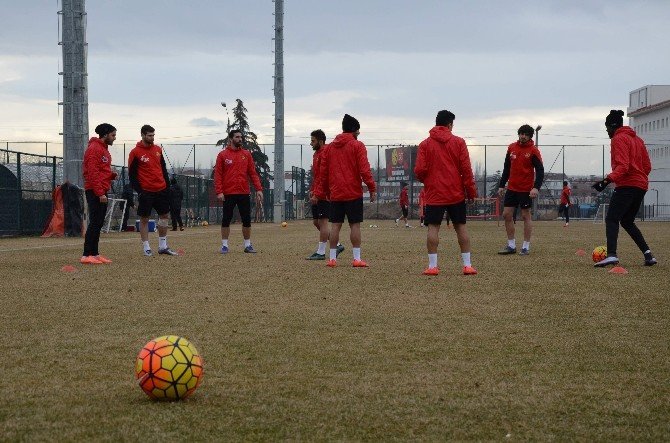 Eskişehirspor, Antalyaspor Maçına Hazırlanıyor