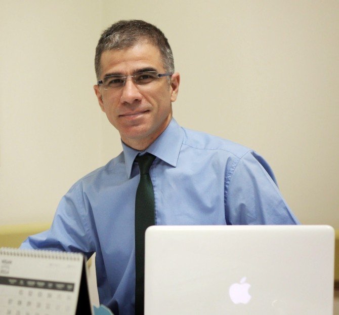 Meme Büyütme Emzirmeye Engel Değil