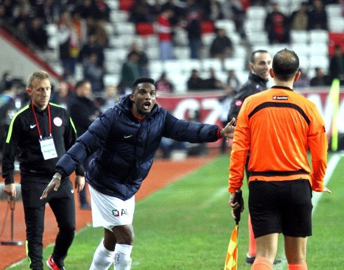 Eto’o Saha Kenarına Da Sığmadı
