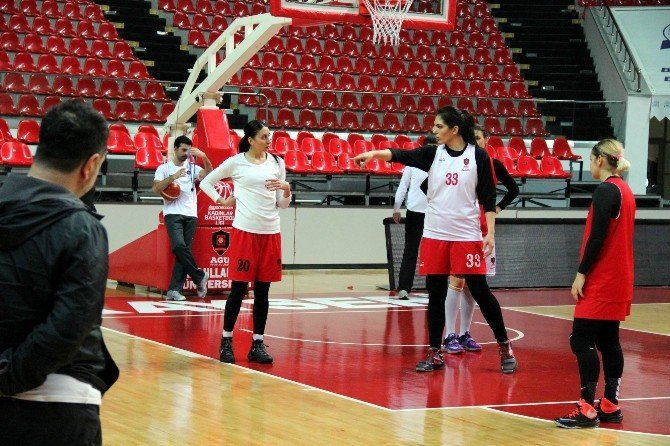 Agü’de Hedef Euroleague’de Son 8’e Kalmak