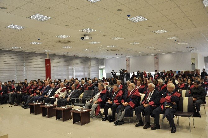 “Yeni Türkiye’ye Uygun Mezunlar Yetiştiriyoruz”