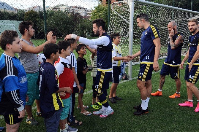 Fenerbahçe, Kasımpaşa Maçı Hazırlıklarını Sürdürüyor