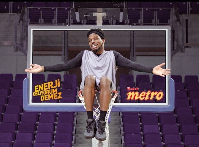 Jan Vesely Ve Bobby Dıxon Ülker Metro Reklamlarında