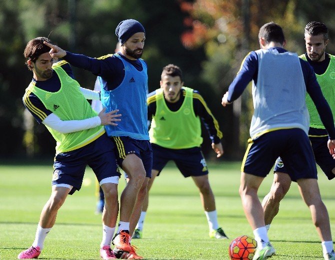 Fenerbahçe’de Hazırlıklar Sürüyor