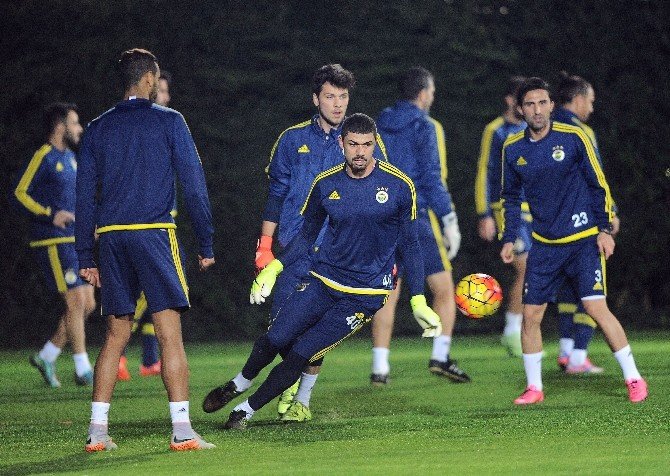 Fenerbahçe’de Volkan Şen Çalışmalara Başladı