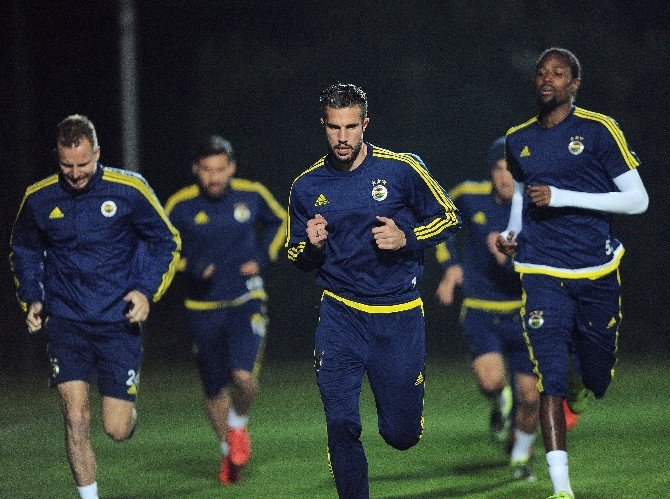 Fenerbahçe, Trabzonspor Maçı Hazırlıklarına Başladı