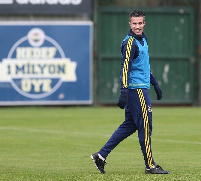 Fenerbahçe, Medipol Başakşehir Maçı Hazırlıklarına Başladı