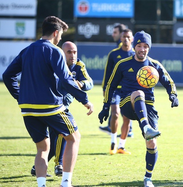 Fenerbahçe, Kasımpaşa Maçı Hazırlıklarını Sürdürdü