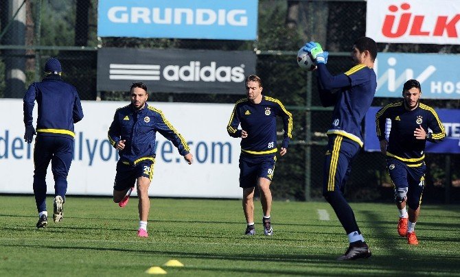 Fenerbahçe, Antalyaspor Maçı Hazırlıklarına Başladı