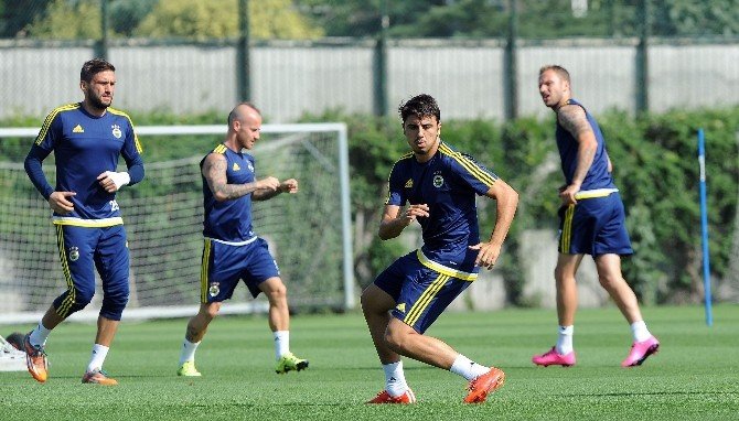 Ozan Tufan Fenerbahçe’de İlk Antrenmanına Çıktı