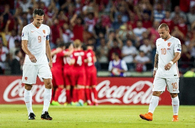 Van Persıe’ye Milli Takım Şoku