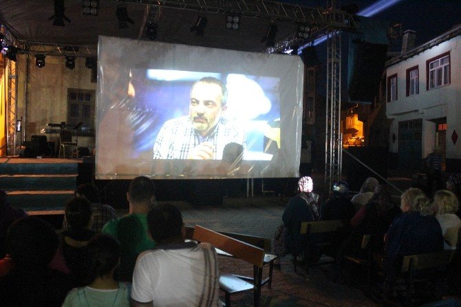 Dağıstanlı Sanatçı Ahmet Ahmedov Konya’da Konser Verdi