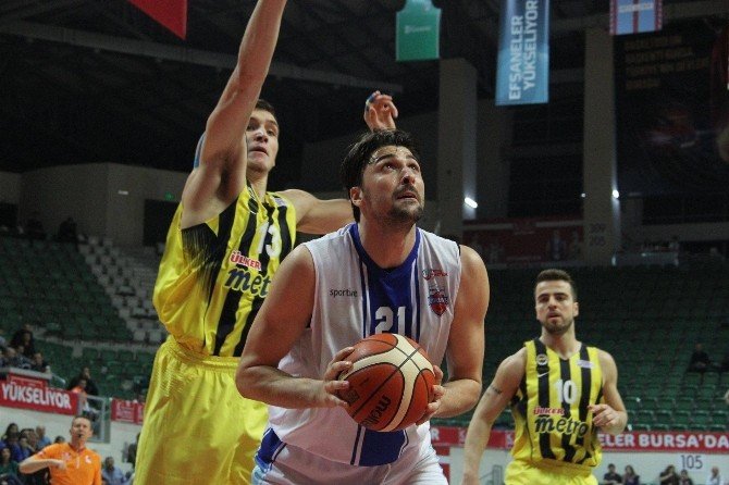 Fenerbahçe Yarı Finale Yükseldi